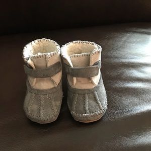 Robeez Baby Boots sz 6-12 Months